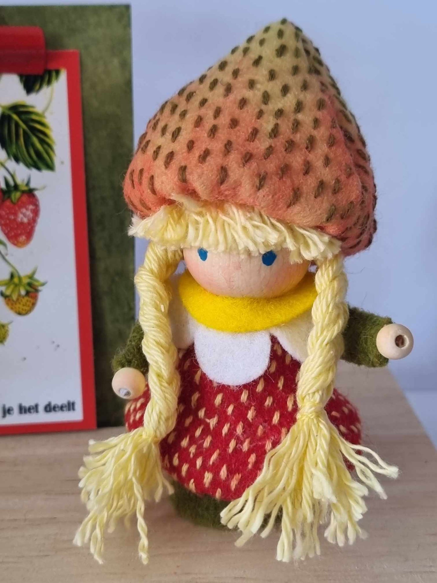Kegel pop tafereeltjes "Aardbei" (JULI)