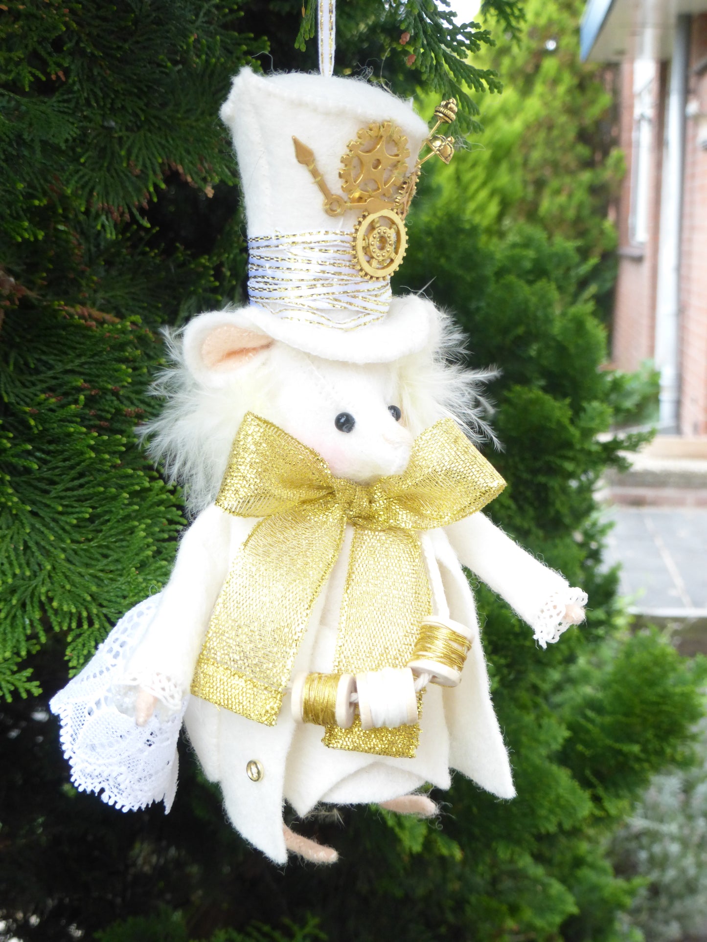 Nostalgische kersthanger Mad Hatter, de hoedemaker van Alice in Wonderland