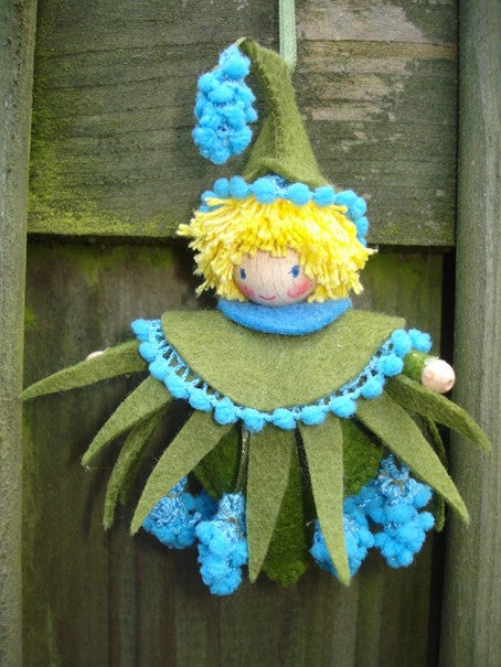 Blauw druifje hangertje (patroon)