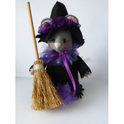Halloween muisje "Deftig heksje" ( Digitaal patroon)
