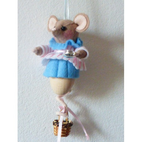 Paashanger Minetje Miezemuis